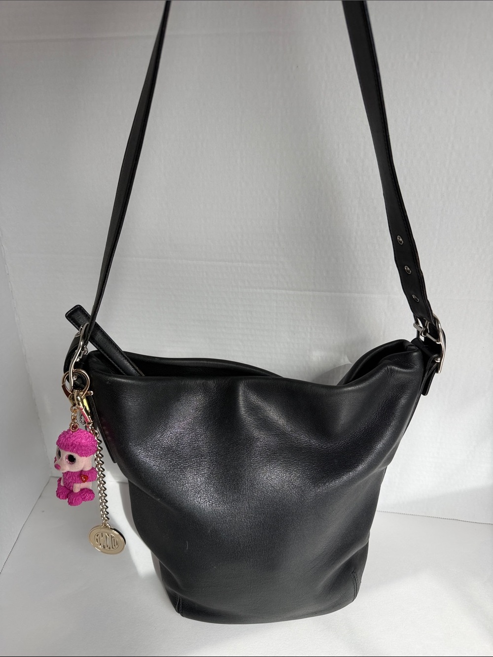Coach 2001 Vintage Legacy Soho Black Leather Bucket Bag Y2K Classic Shoulder Bag
